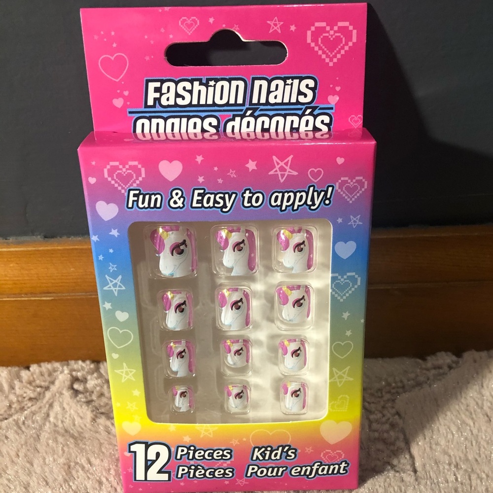 💅🏻MAKE OFFER💅🏻Kid’s Fashion Pre-glued NAILS! - Picture 3 of 7